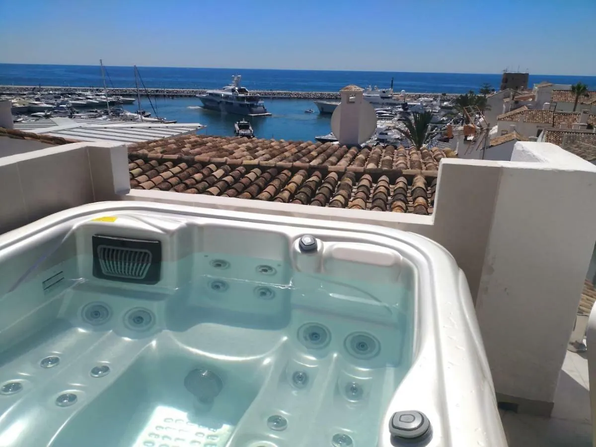 Atico Puerto Banus, Marbella Apartment
